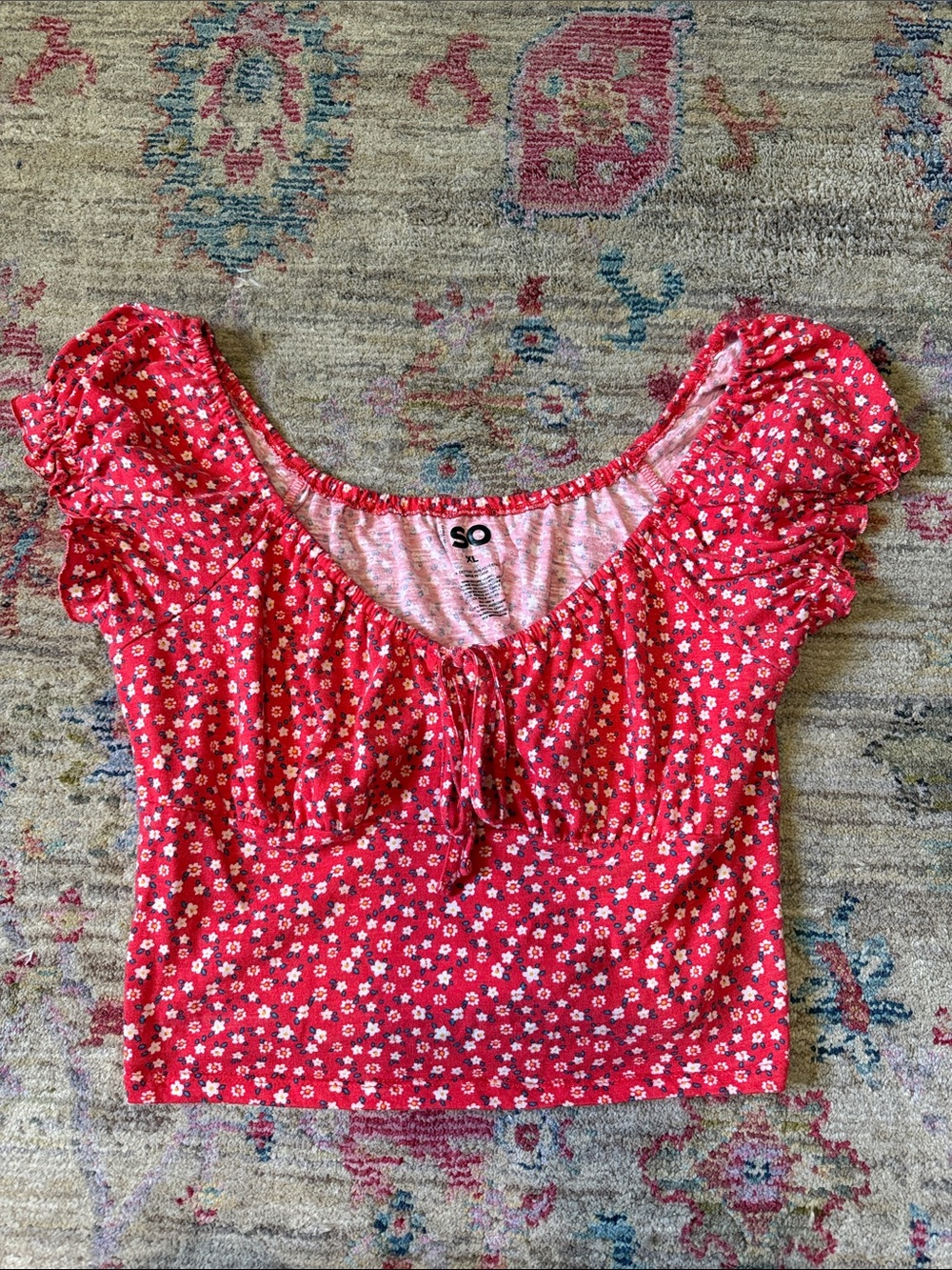 SO Red Floral Puff-Sleeve Tie-Front Crop Top
